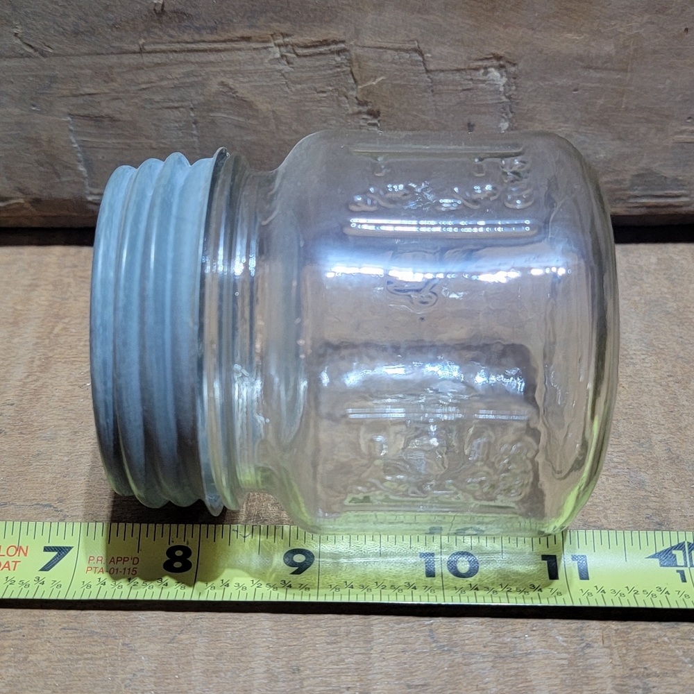 Pair Of Vintage Rare Half Pint Jars - Putnam And Mason 1/2 Pints - Picture 10 of 10